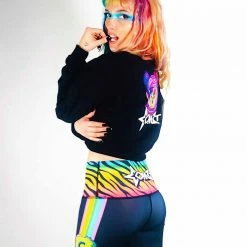 COM3T X SCUMMY BEARS - SPACE KANDI - CROP SWEATSHIRT TOPS