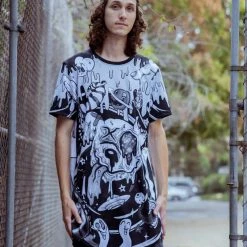 LIQUID STRANGER X SCUMMY BEARS - WEIRD & WONDERFUL (NIGHT) - LONG TEE