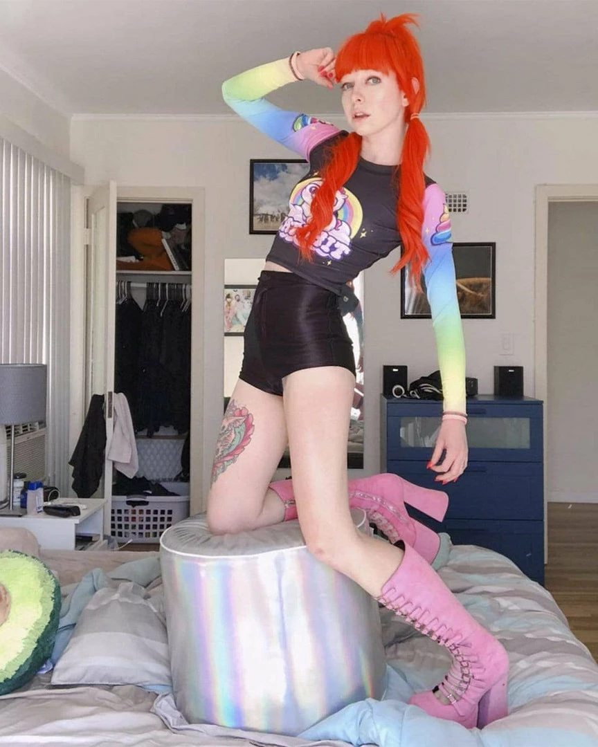 SCUMMY BEARS X MSEASY - EAT SHIT - LONG SLEEVE CROP TOP 3 SCUMMY BEARS X MSEASY - EAT SHIT - LONG SLEEVE CROP TOP