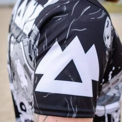 CLOTHES AND STUFF WAKAAN X SCUMMY BEARS - THE GREAT MYSTERY - LONG TEE